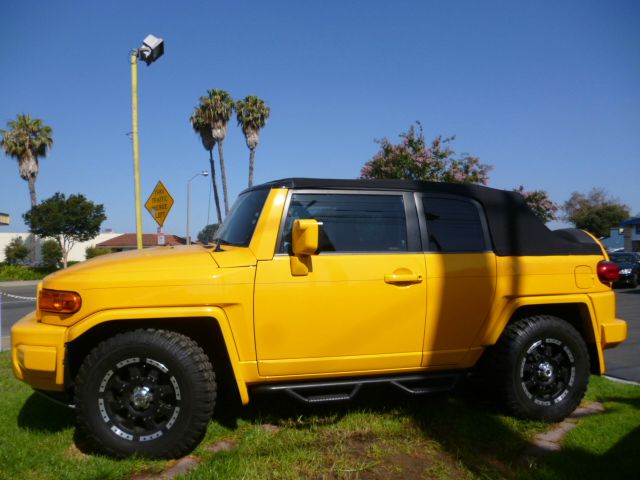 Toyota FJ Cruiser 2007 photo 2