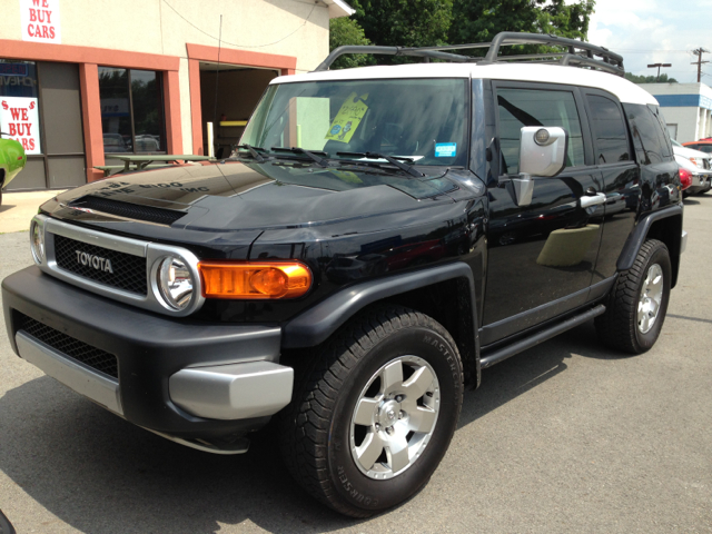 Toyota FJ Cruiser 2007 photo 2