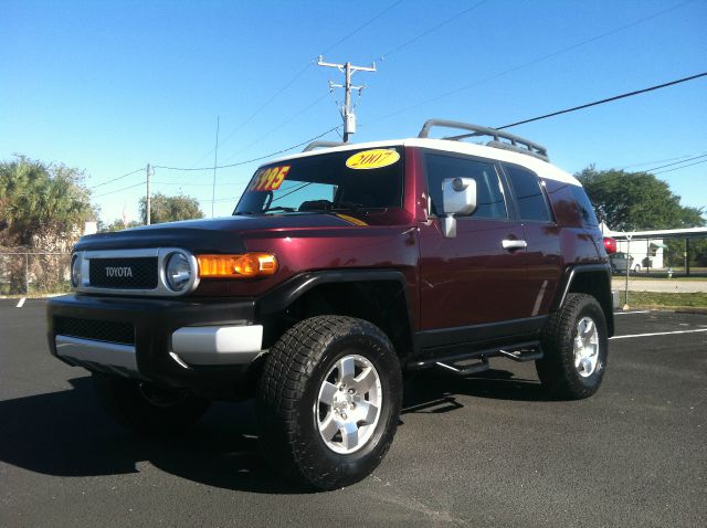 Toyota FJ Cruiser 2007 photo 2