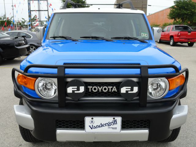 Toyota FJ Cruiser 2007 photo 8