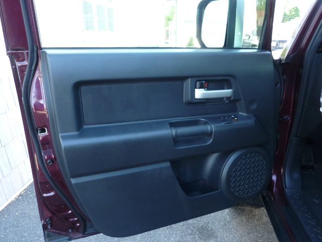 Toyota FJ Cruiser 2007 photo 2