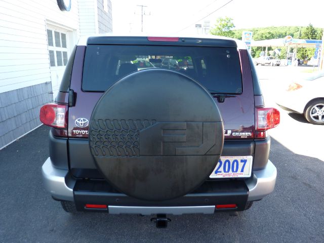 Toyota FJ Cruiser 2007 photo 28