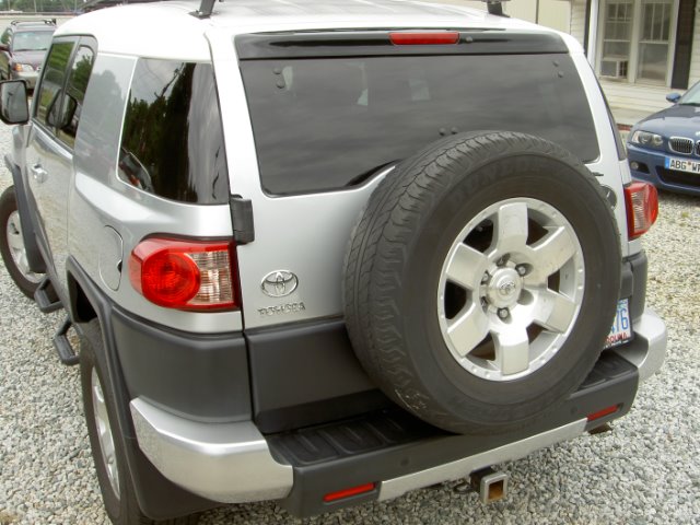 Toyota FJ Cruiser 2007 photo 2