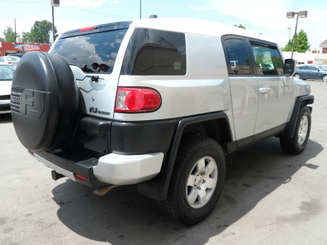 Toyota FJ Cruiser 2007 photo 4