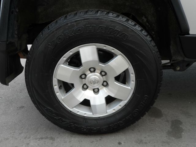 Toyota FJ Cruiser 2007 photo 8