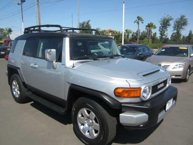 Toyota FJ Cruiser 2007 photo 3