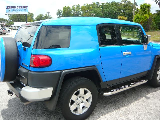 Toyota FJ Cruiser 2007 photo 2