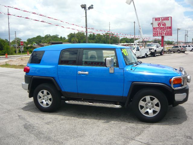 Toyota FJ Cruiser 2007 photo 8