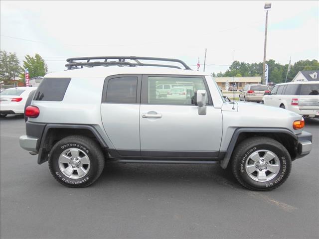 Toyota FJ Cruiser 2007 photo 2