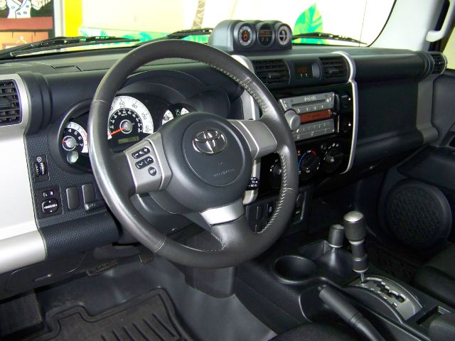 Toyota FJ Cruiser 2007 photo 8