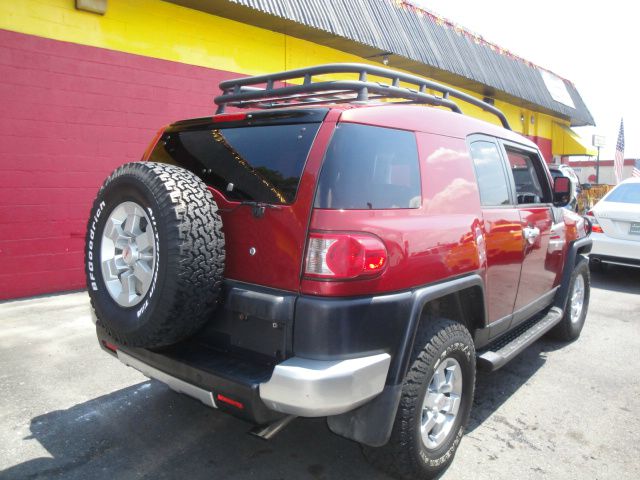 Toyota FJ Cruiser WGN GLS Turbo Manual SUV