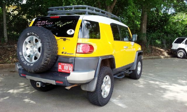 Toyota FJ Cruiser 2007 photo 2