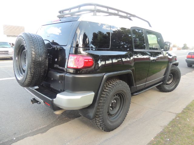 Toyota FJ Cruiser 4wd SUV