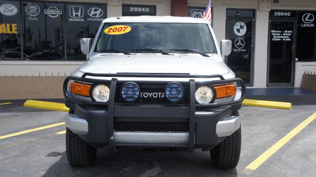 Toyota FJ Cruiser 2007 photo 3