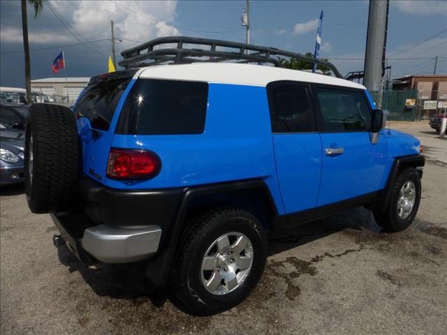 Toyota FJ Cruiser 2007 photo 2