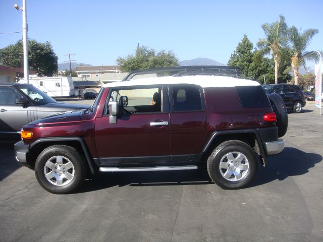 Toyota FJ Cruiser 2007 photo 2