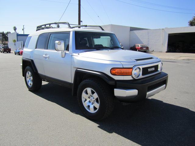 Toyota FJ Cruiser 2007 photo 2