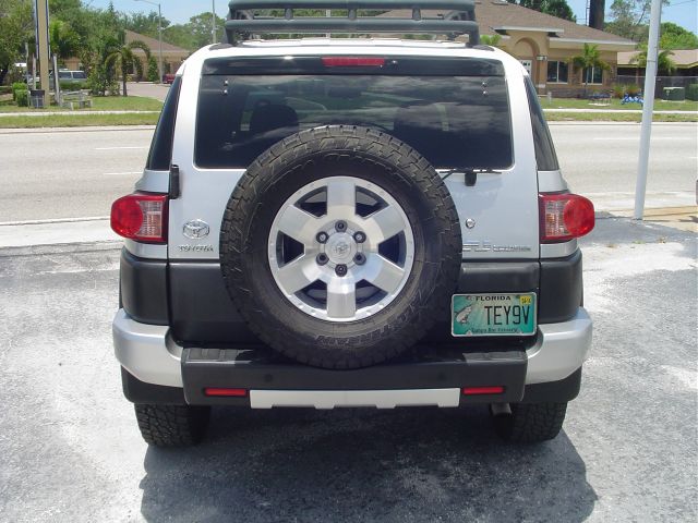 Toyota FJ Cruiser 2008 photo 10