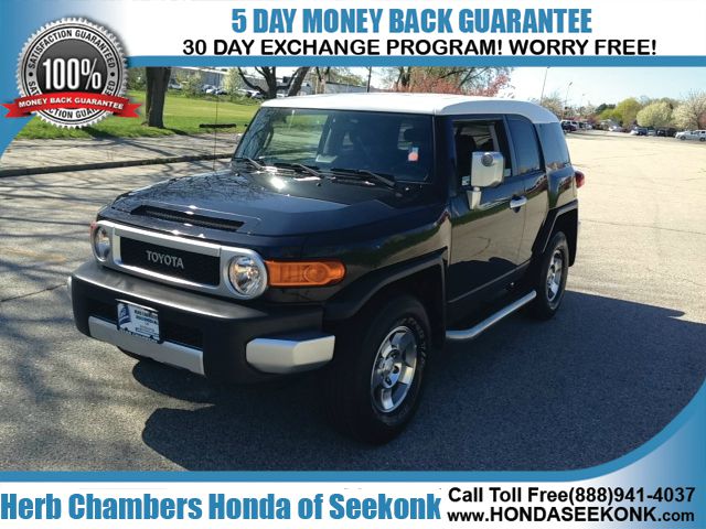 Toyota FJ Cruiser 2008 photo 12