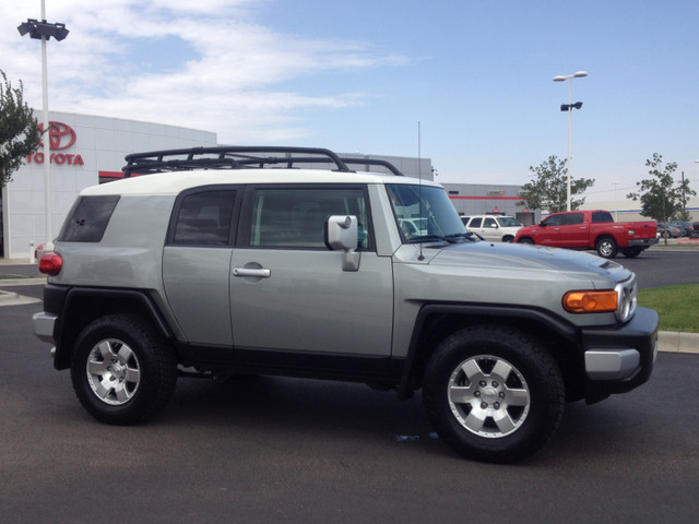 Toyota FJ Cruiser 2009 photo 1