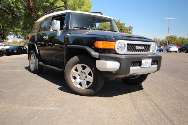 Toyota FJ Cruiser 2009 photo 1