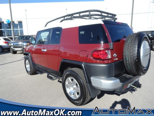 Toyota FJ Cruiser 2009 photo 4