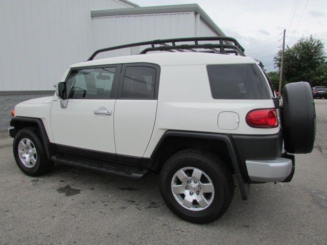 Toyota FJ Cruiser 2010 photo 1