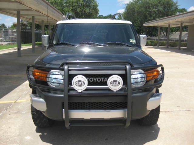 Toyota FJ Cruiser 2010 photo 1