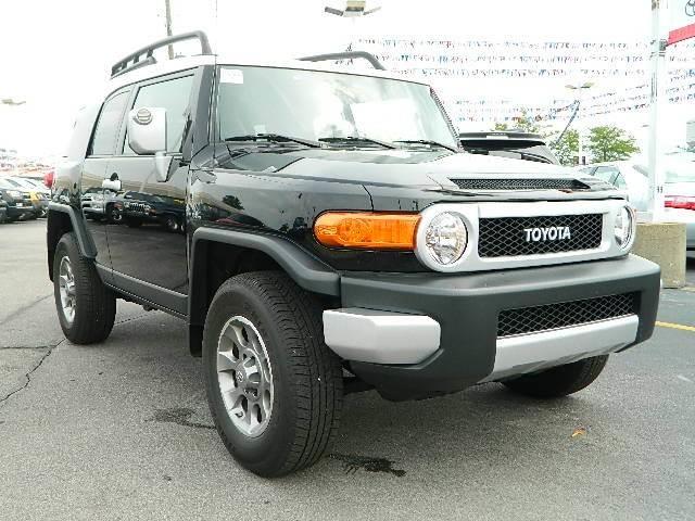 Toyota FJ Cruiser 2011 photo 1