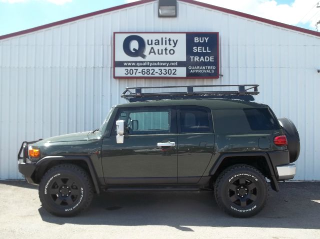 Toyota FJ Cruiser 2012 photo 3