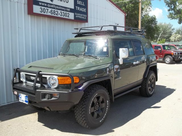 Toyota FJ Cruiser 2012 photo 4