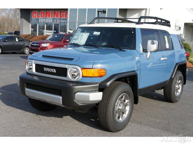 Toyota FJ Cruiser 2012 photo 0