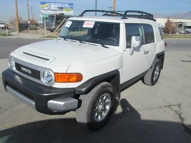 Toyota FJ Cruiser 2013 photo 1