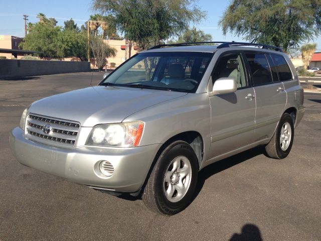 Toyota Highlander 4wd SUV