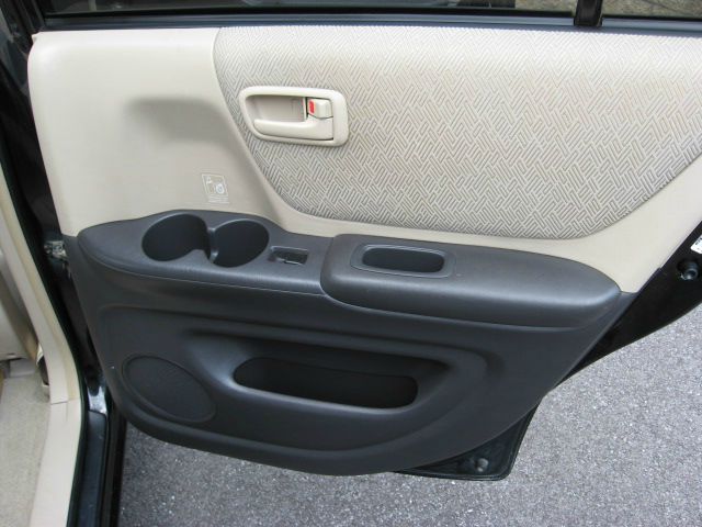 Toyota Highlander 2002 photo 13