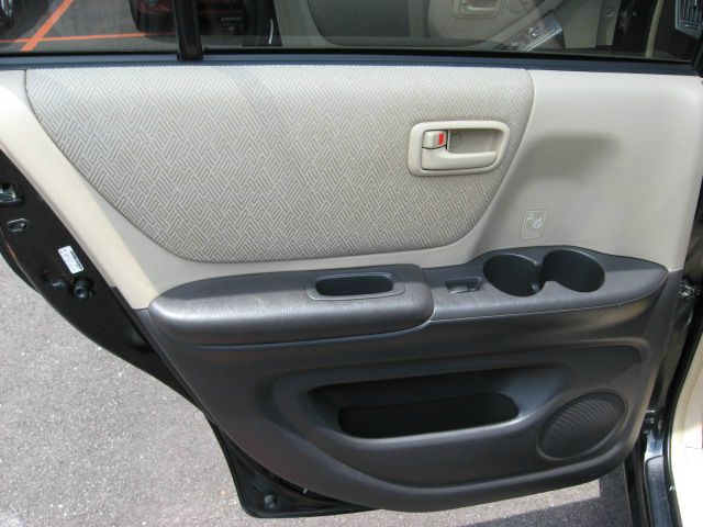 Toyota Highlander 2002 photo 14