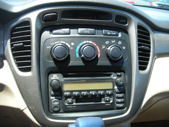 Toyota Highlander 2002 photo 9