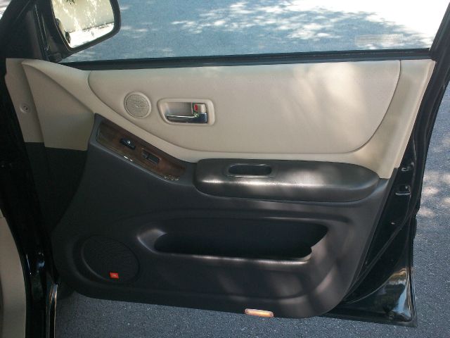 Toyota Highlander 2002 photo 15