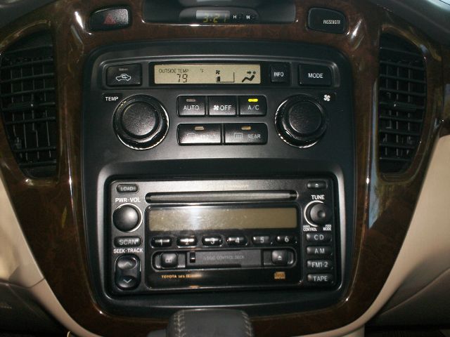 Toyota Highlander 2002 photo 16