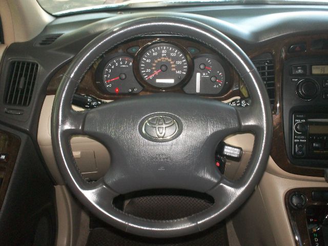 Toyota Highlander 2002 photo 7