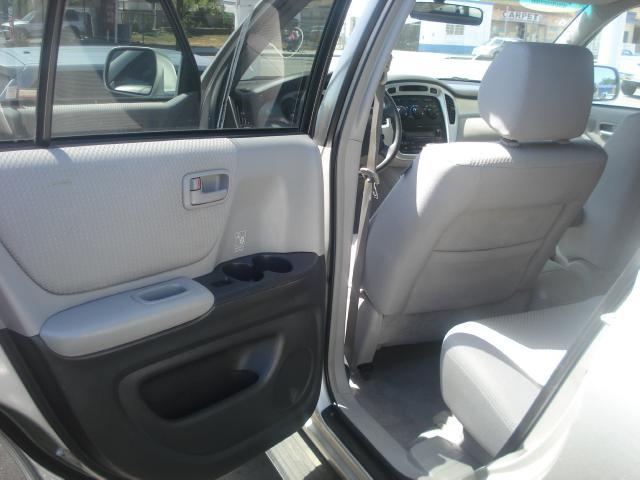 Toyota Highlander 2002 photo 1