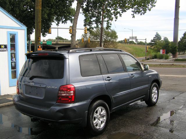 Toyota Highlander 2002 photo 1