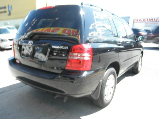 Toyota Highlander 2003 photo 2