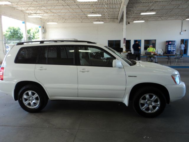 Toyota Highlander 2003 photo 1