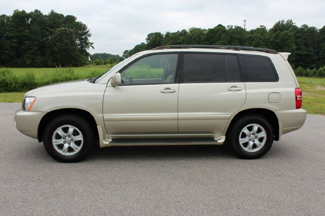 Toyota Highlander 2003 photo 3