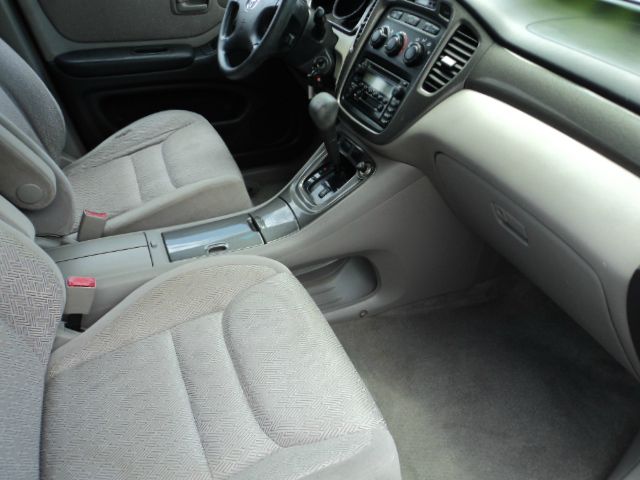 Toyota Highlander 2003 photo 3