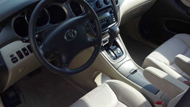 Toyota Highlander 2003 photo 10