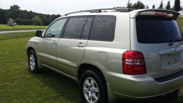 Toyota Highlander 2003 photo 3