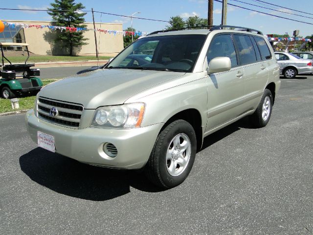 Toyota Highlander Ram 3500 Diesel 2-WD SUV