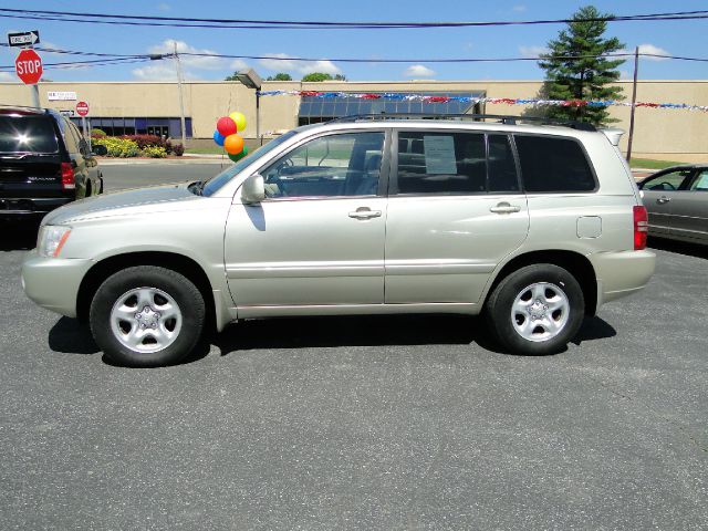 Toyota Highlander 2003 photo 1